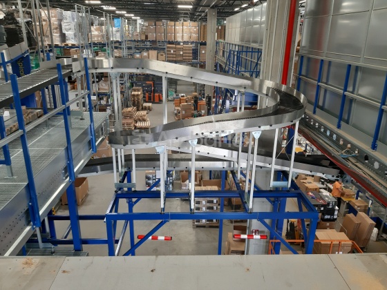 All-purpose spiral conveyor for medium to large products